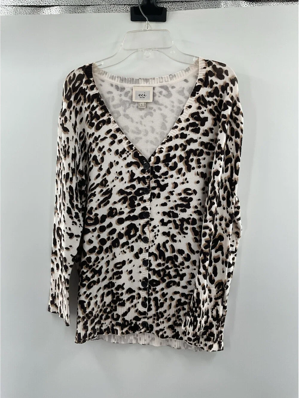 eci New York women’s large leopard print beige button up cardigan knit 047